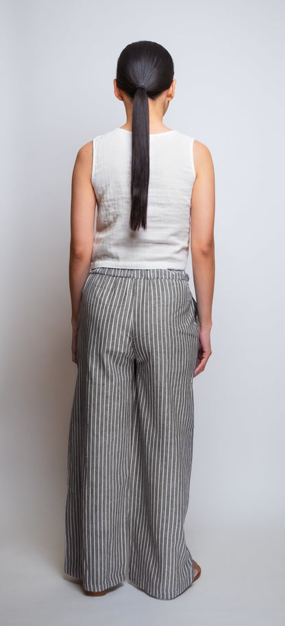 Linen Ankle-Cropped Pant image 20