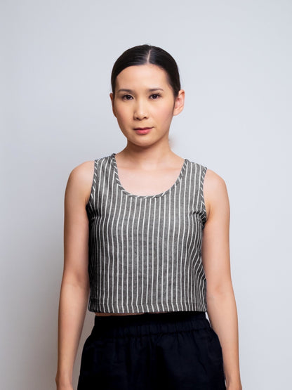 Linen Cropped Tank Top image 3