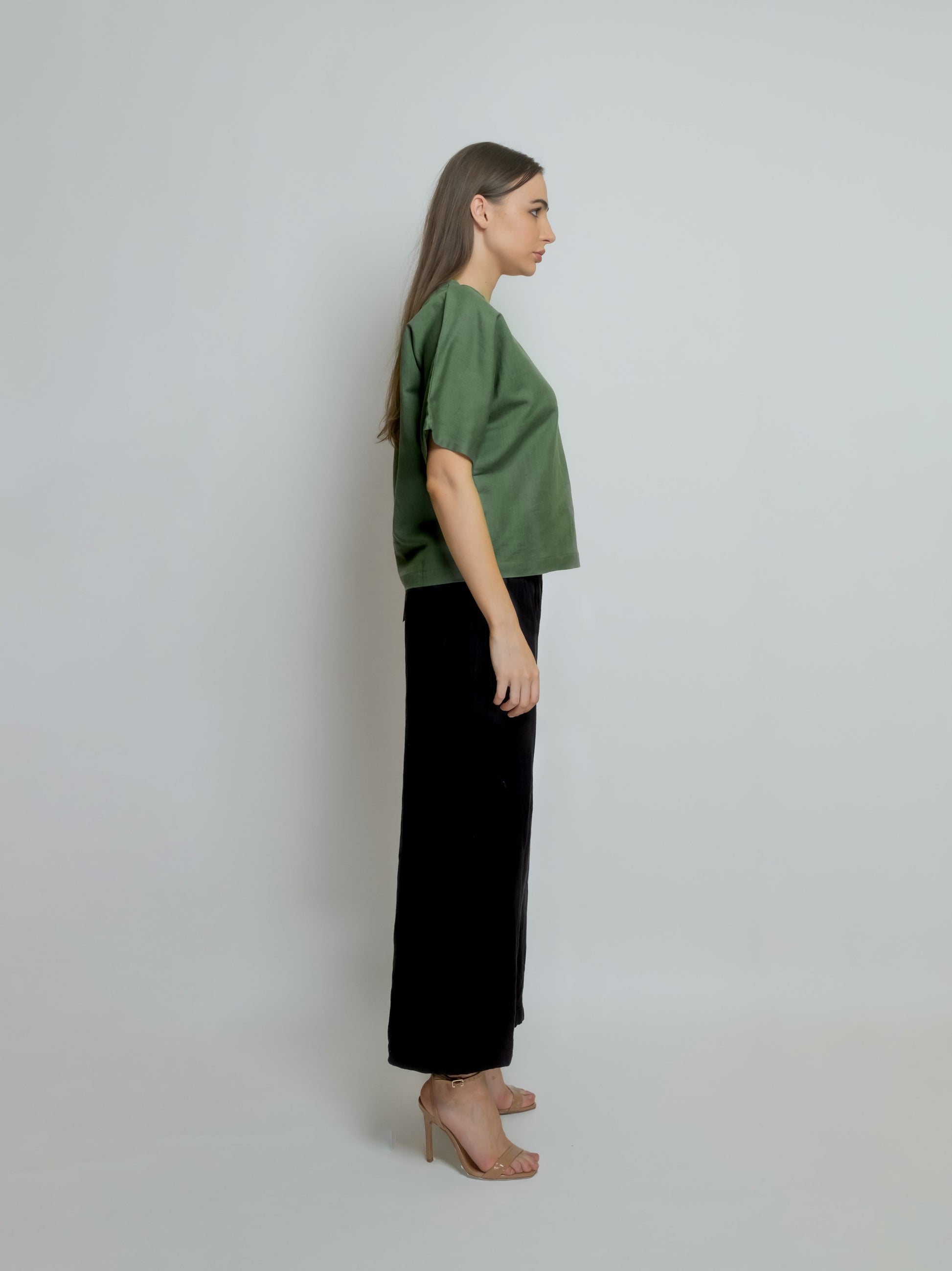 Boxy Linen Tee- Round Neckline image 3