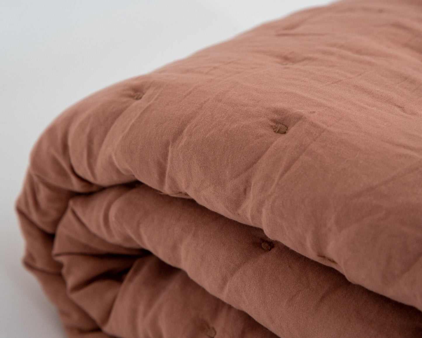 Super Soft lightweight Comforter image 3