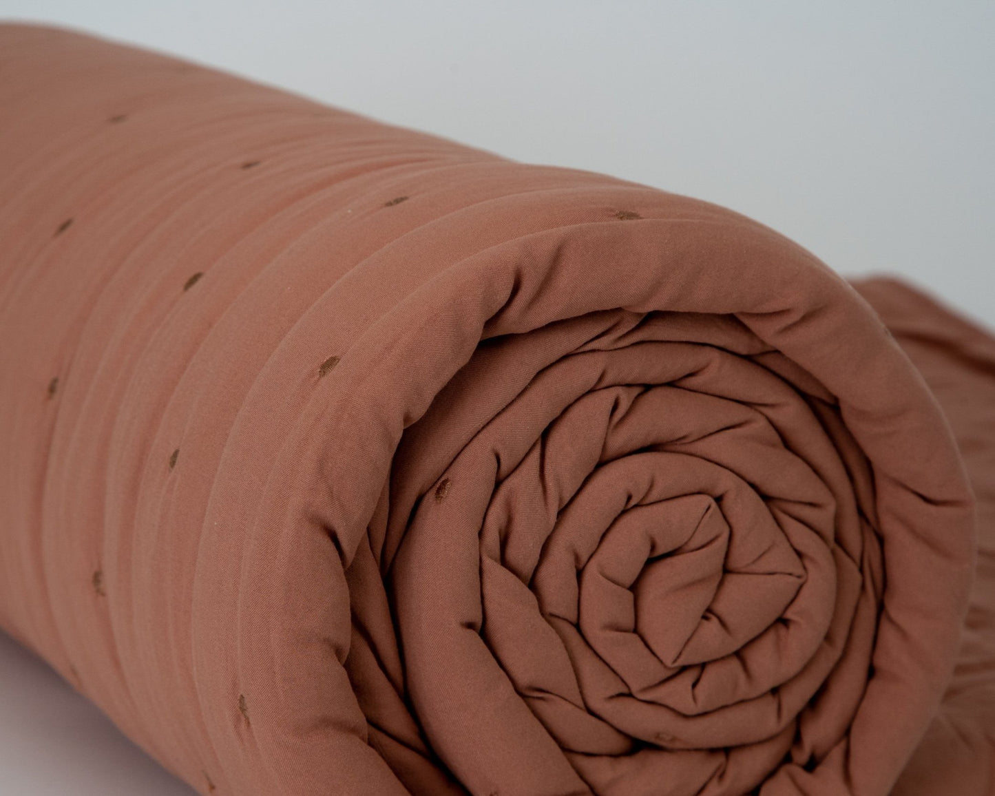 Super Soft lightweight Comforter image 2