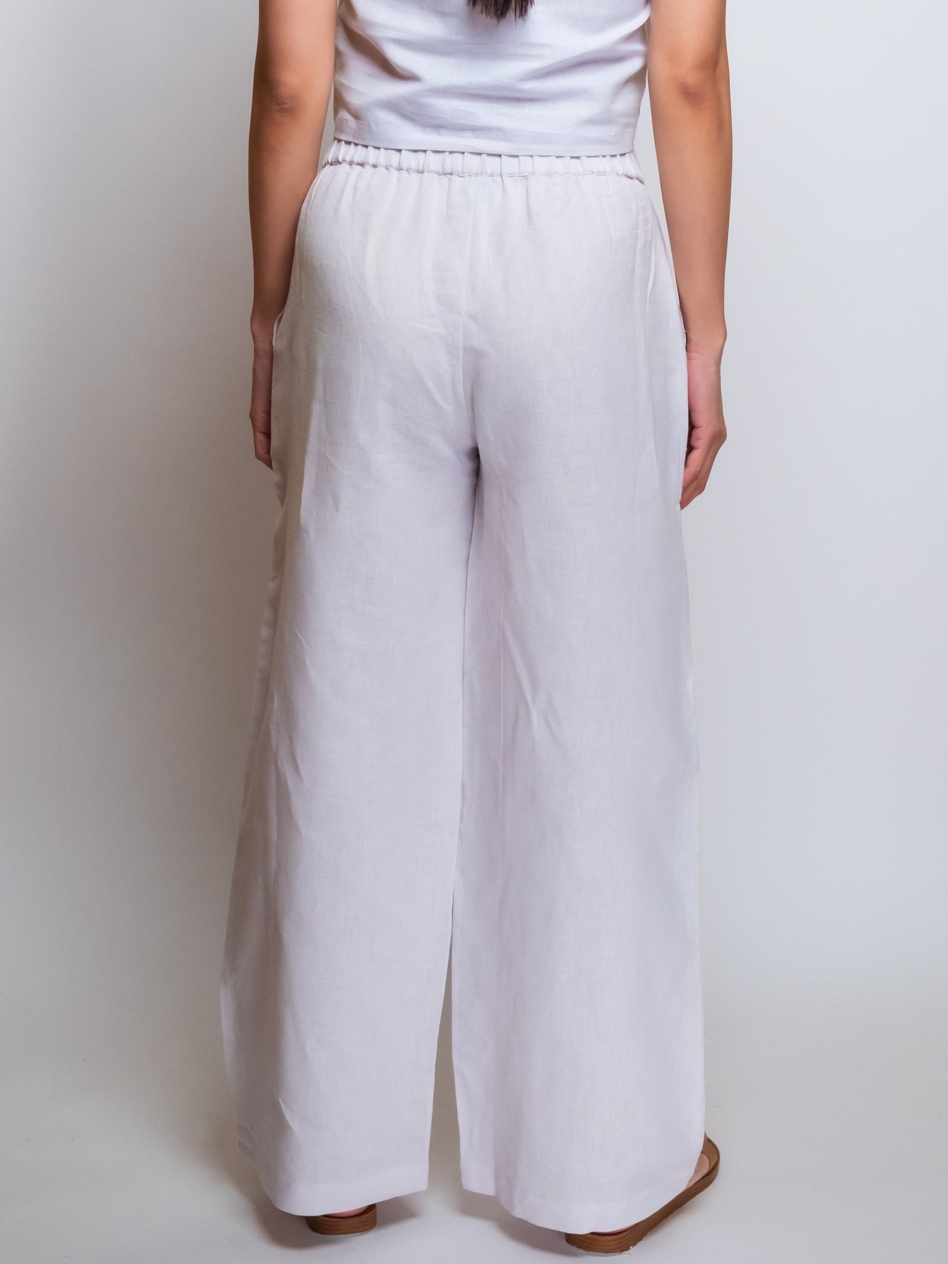 Linen Ankle-Cropped Pant image 24