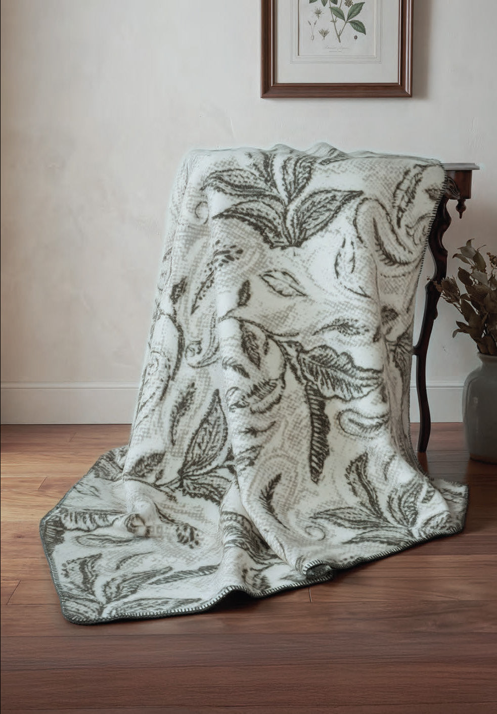 Aviel Cotton Rich modern art blanket