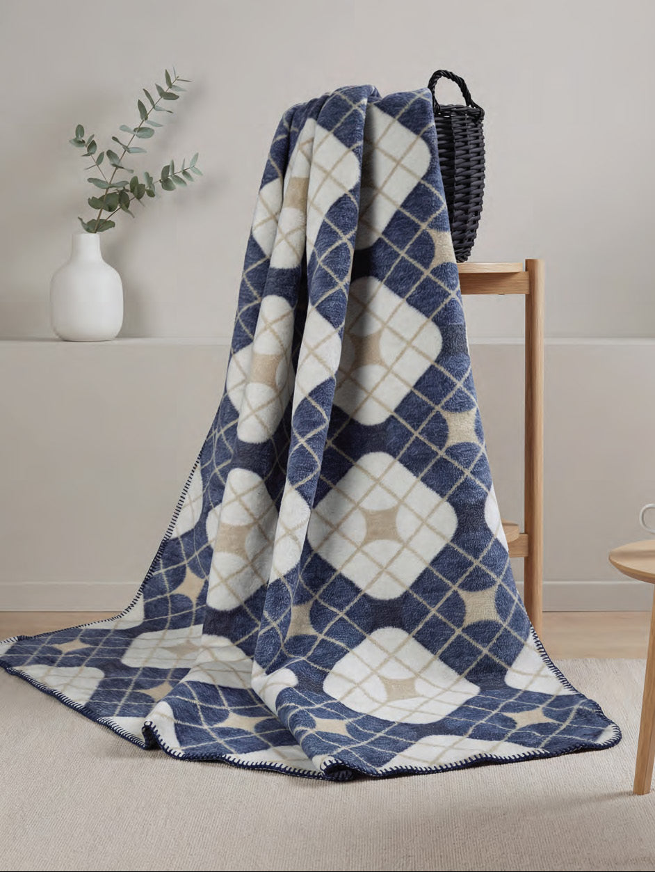 Aviel Cotton Rich modern art blanket