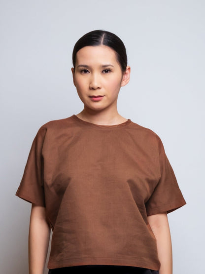 Boxy Linen Tee- Round Neckline image 5