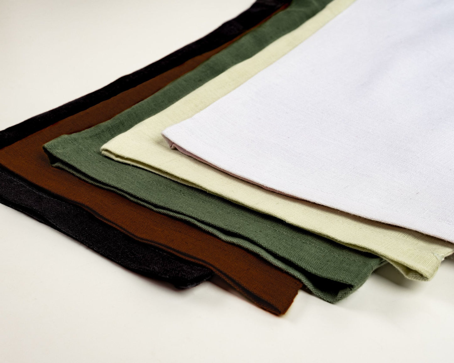 Boxy Linen Tee- V-Neck image 14